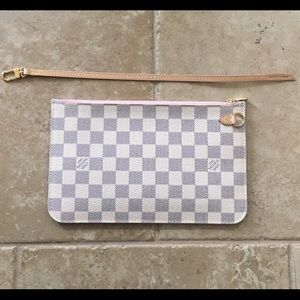 Authentic Louis Vuitton Neverfull wristlet